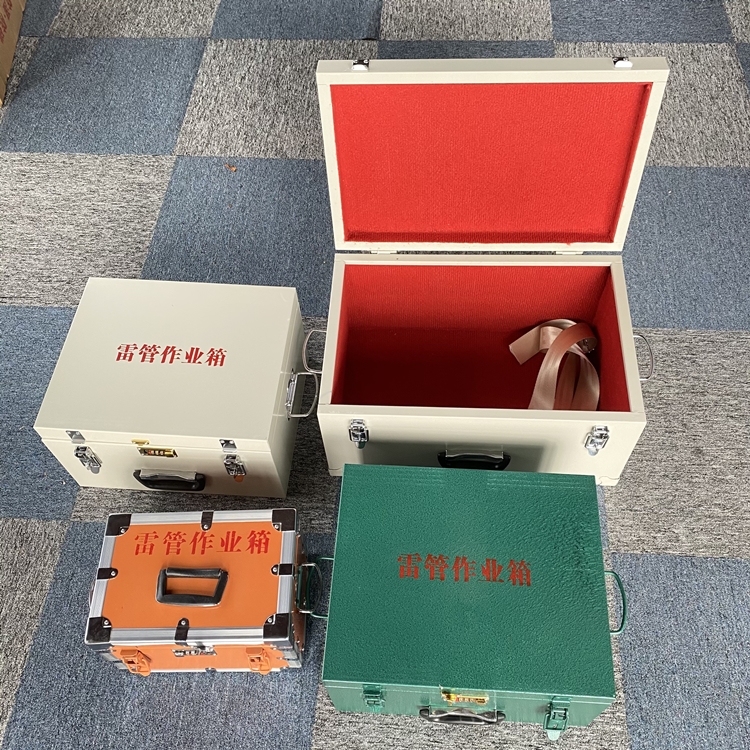 太湖爆破工程作业箱如何选择？玻璃钢与传统材质的全面对比